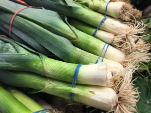 How to Trim, Cut and Clean Leeks