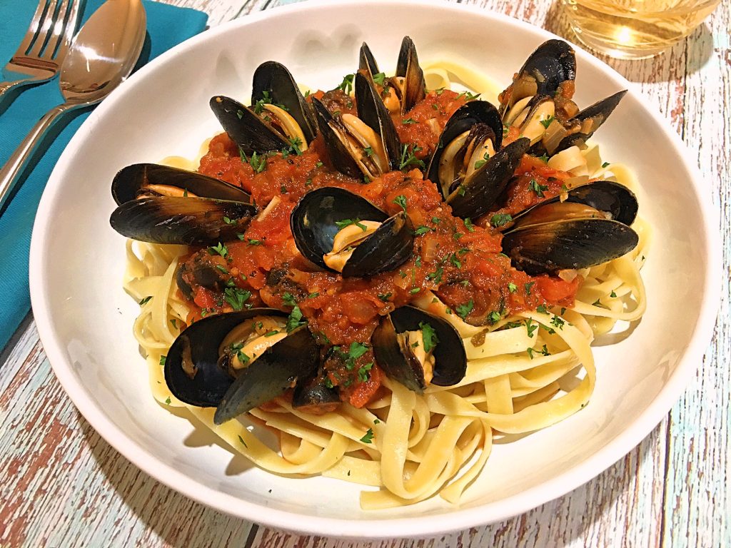 Moules à la Provençale with Fettuccine