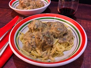 Meatballs in Creamy Mushroom Sauce