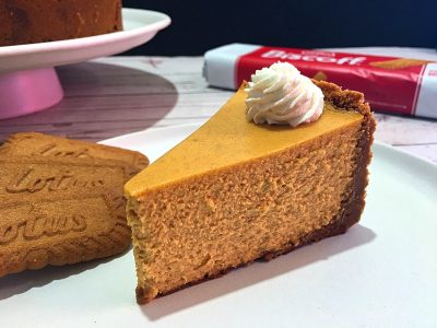 Pumpkin Cheesecake with Biscoff Crust