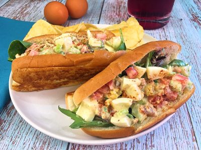 Egg Hot Dog Rolls • Guédilles aux Oeufs