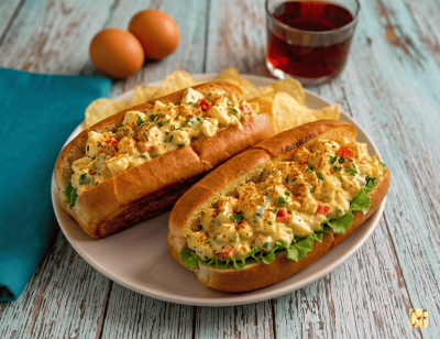 Egg Hot Dog Rolls • Guédilles aux Oeufs