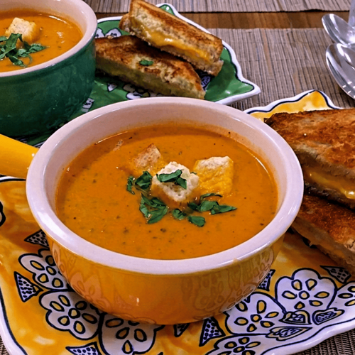 Creamy Tomato Basil & Parmesan Soup